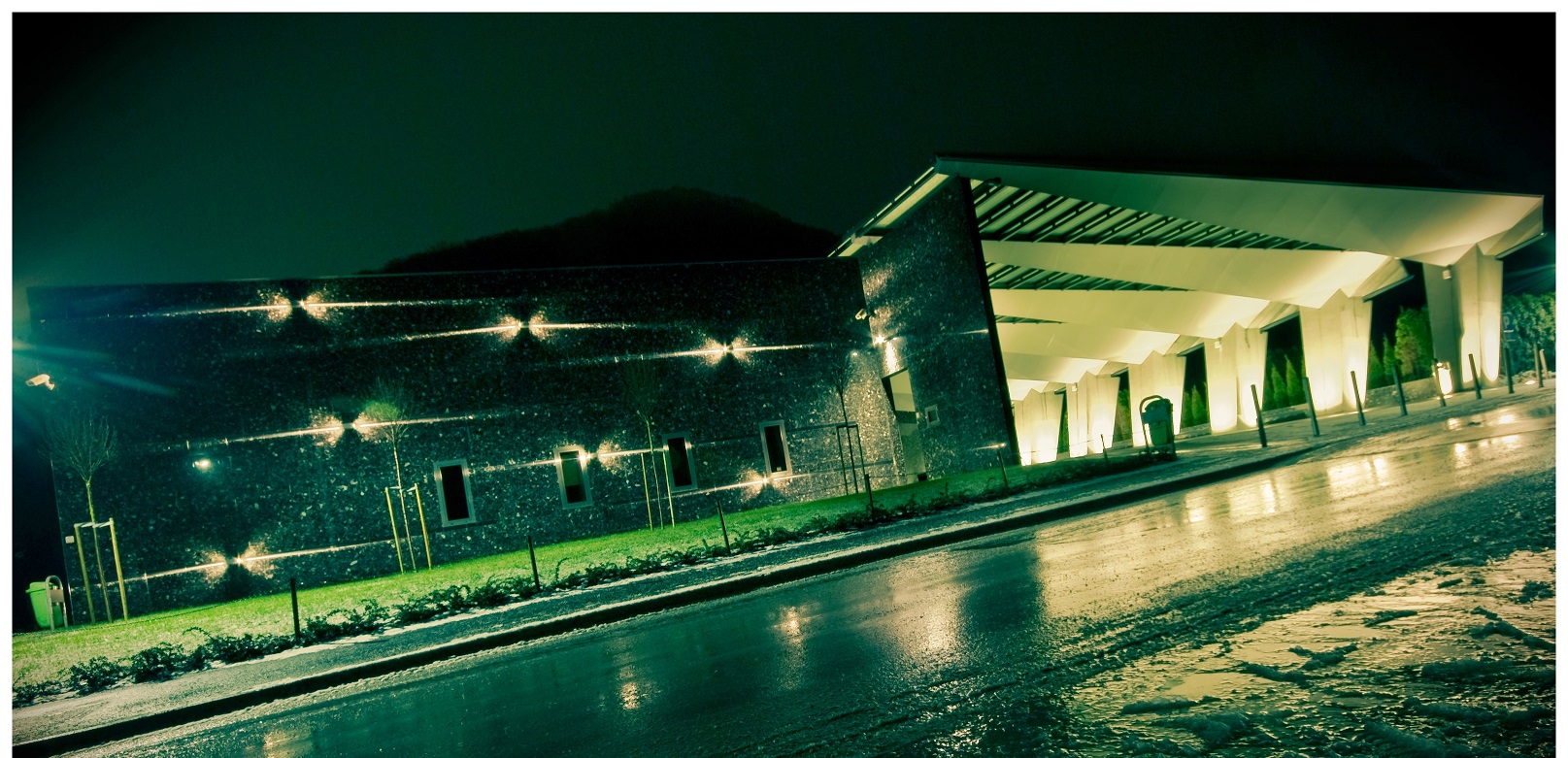 Pokopalisce Podkraj ponoci