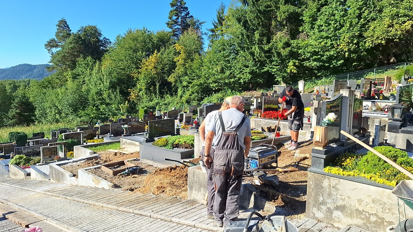 Dela na pokopališču Škale 2025